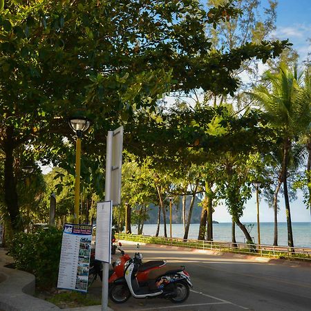 Хостел Irest Ao Nang Seafront Екстер'єр фото