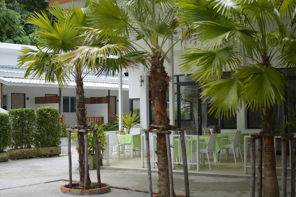 Хостел Irest Ao Nang Seafront Екстер'єр фото